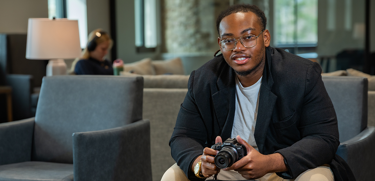 Portrait of Jamari Russell.