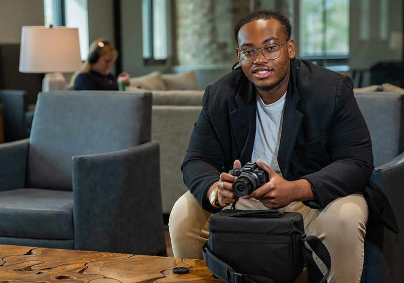 Portrait of Jamari Russell.
