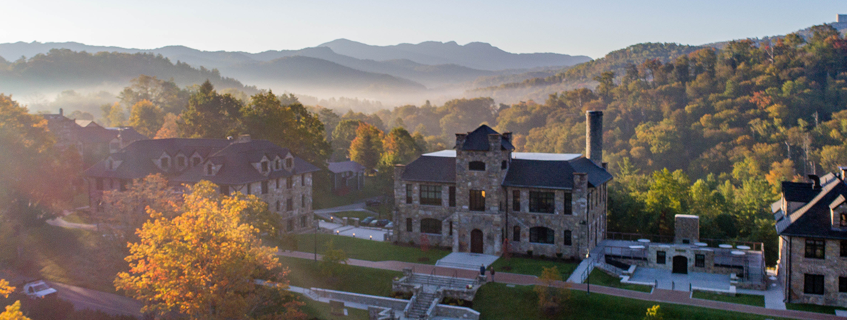 Aerial photo of the Historic Commons with the mountains in the background